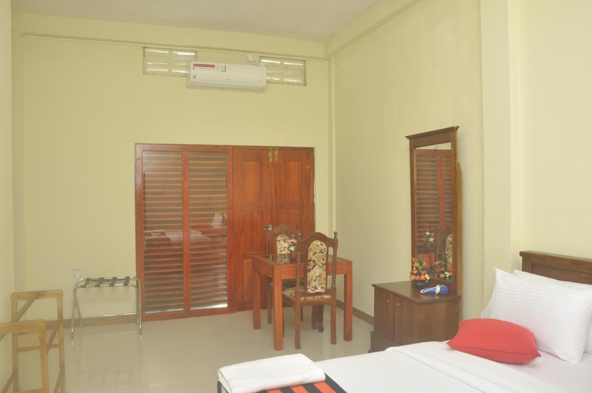 The Max Villa Negombo Exterior foto